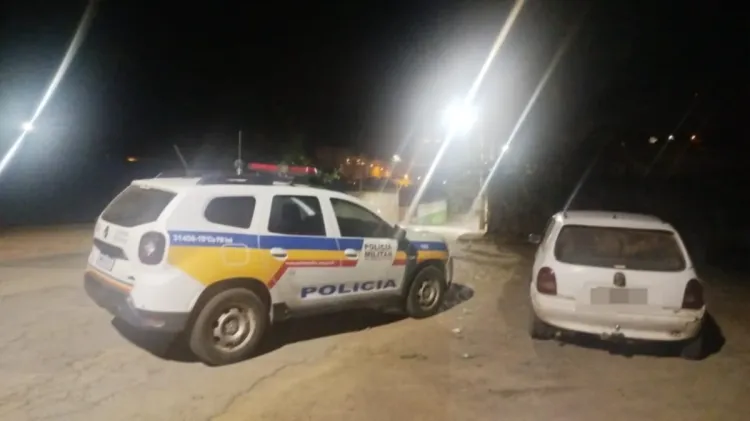 PM  recupera veículo furtado na área central de Igaratinga.