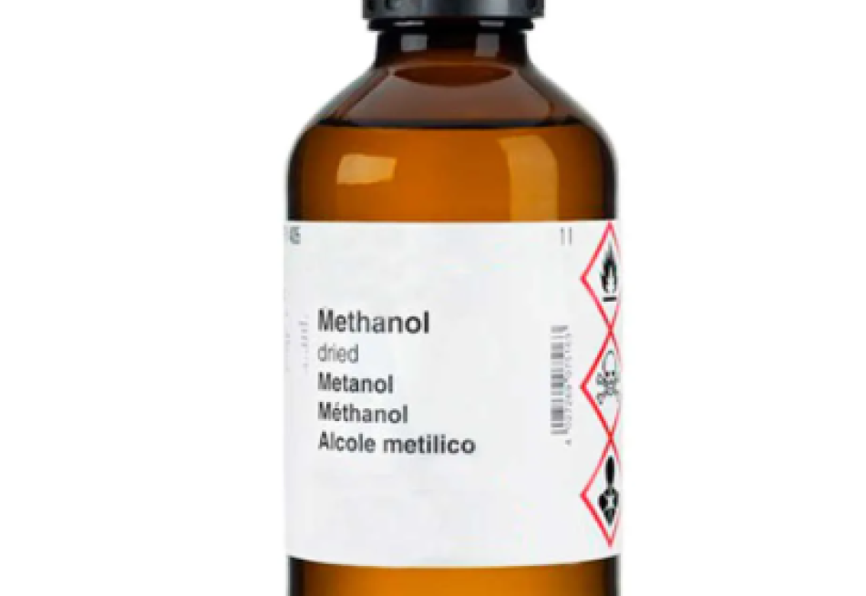 Alerta sobre bebidas alcoólicas adulteradas com metanol