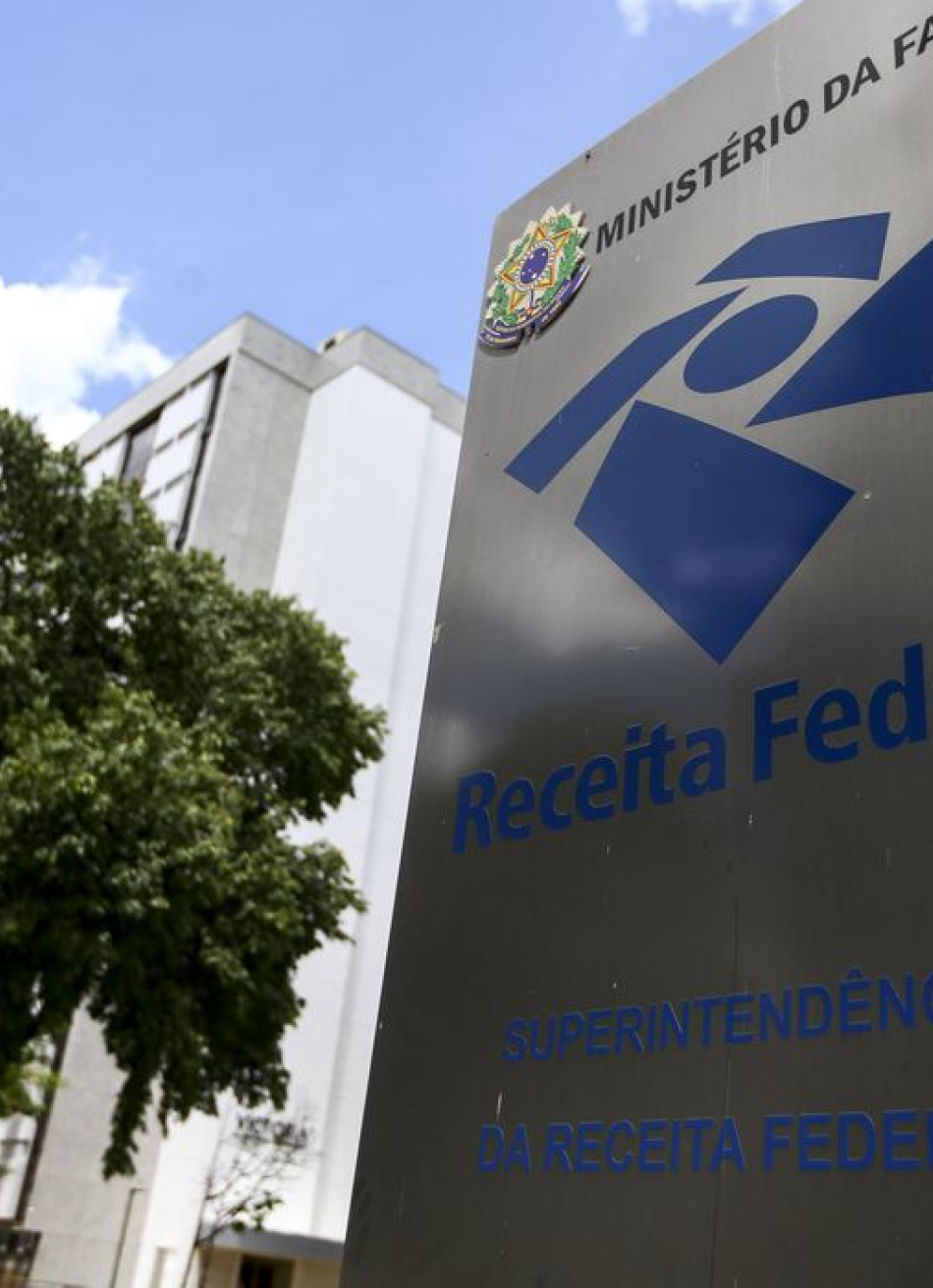 Receita começa a enviar nesta quinta-feira cartas a contribuintes na malha fina