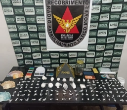 Tráfico intermunicipal é desarticulado pela PM; Três são presos e grande quantidade de drogas é apreendida
