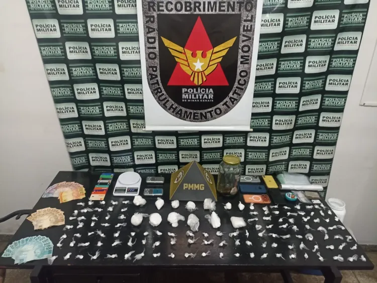 Tráfico intermunicipal é desarticulado pela PM; Três são presos e grande quantidade de drogas é apreendida