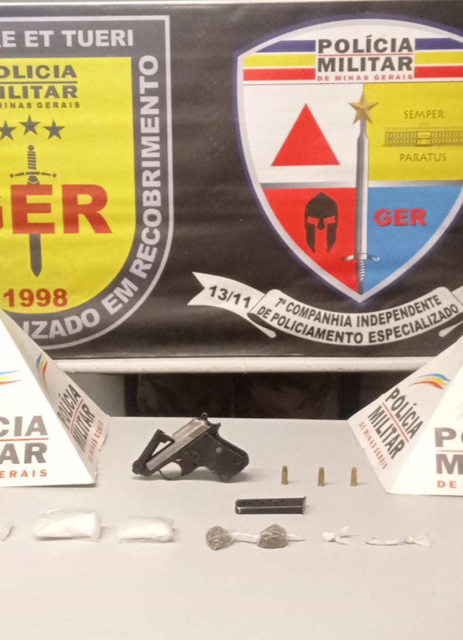 Homem é preso em Divinópolis suspeito de tráfico de drogas e porte ilegal de arma de fogo