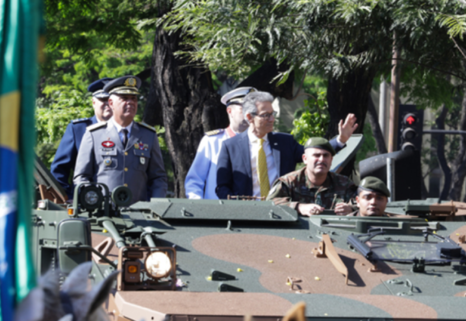 Governador participa do desfile cívico-militar de 7 de Setembro em Belo Horizonte
