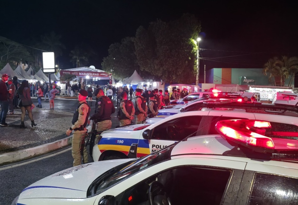 Polícia Militar assegura tranquilidade durante a 25ª Festa Tradicional de Maravilhas