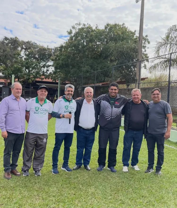 Copa América de Escolas Oficiais do América reúne jovens atletas em Pará de Minas