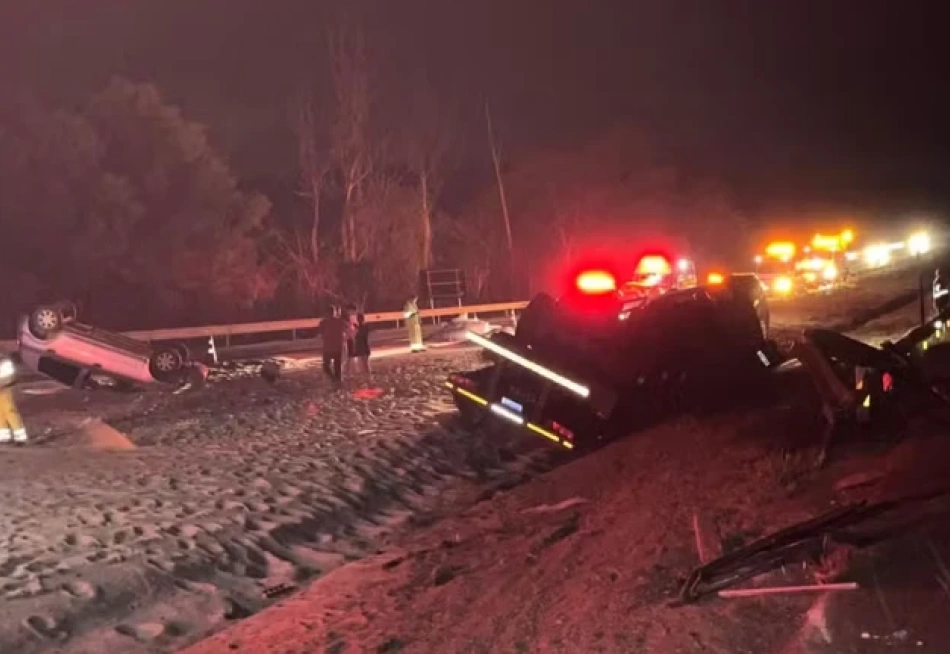 Caminhoneiro morre em tombamento na BR-262; carga de arroz causa capotamento de carro