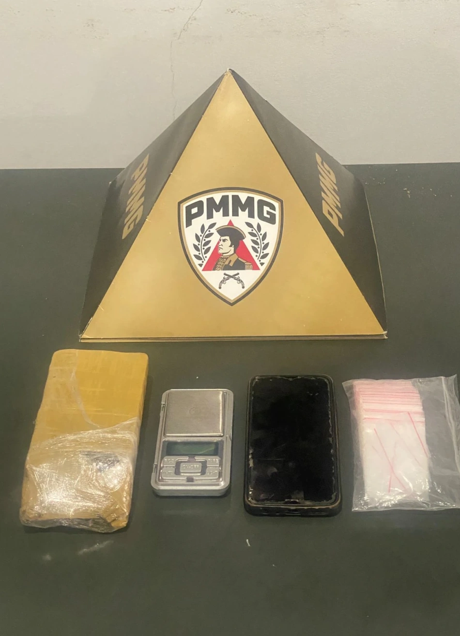 Papagaios: Jovem é preso por suspeita de tráfico de drogas no Bairro Bela Vista