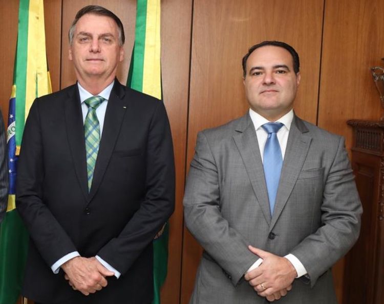 Bolsonaro indica Jorge Oliveira para cargo de ministro do TCU