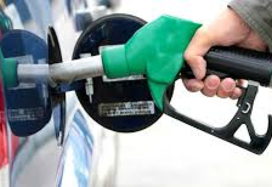 Preços dos combustíveis e do gás de botijão vão ter reajustes a partir desta terça-feira