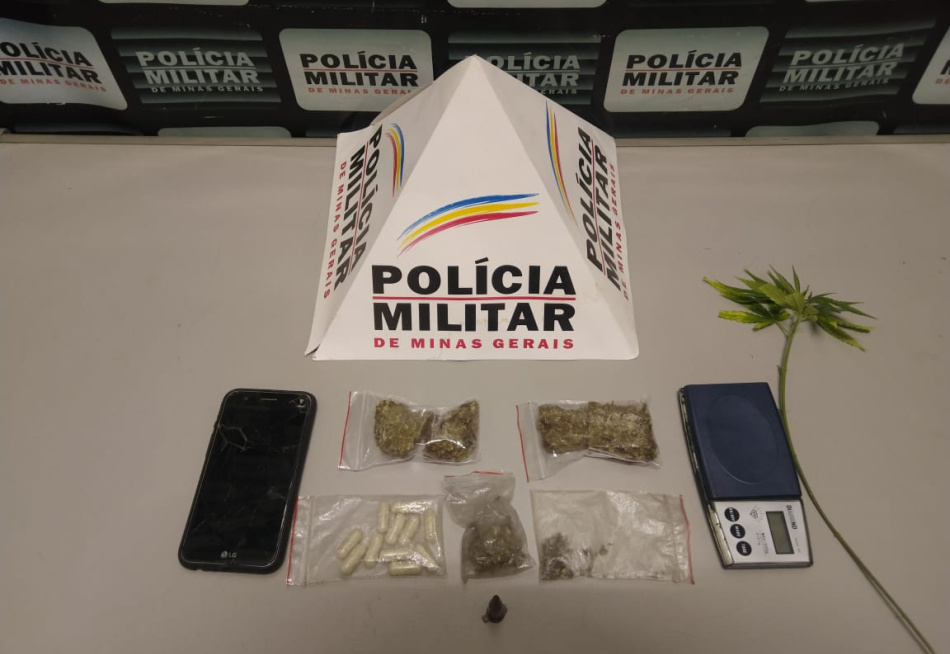 PM prende dois homens no bairro São Pedro por tráfico de drogas