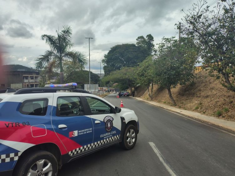Guarda Civil Municipal e Departamento de Trânsito realizaram operação de fiscalização de transporte de passageiros