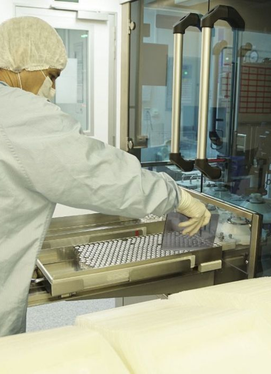 Fiocruz prevê produção de 1 milhão de vacinas por dia até o final do mês de março