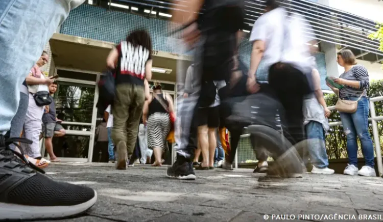 Como é calculada a nota das provas objetivas do Enem 2025