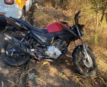 Durante acidente de trânsito, PM recupera motocicleta com sinalização de furto na rodovia MG-060 em Maravilhas.