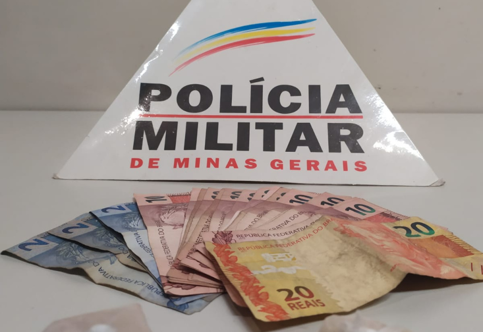 Homem é preso com duas pedras brutas de crack em Divinópolis