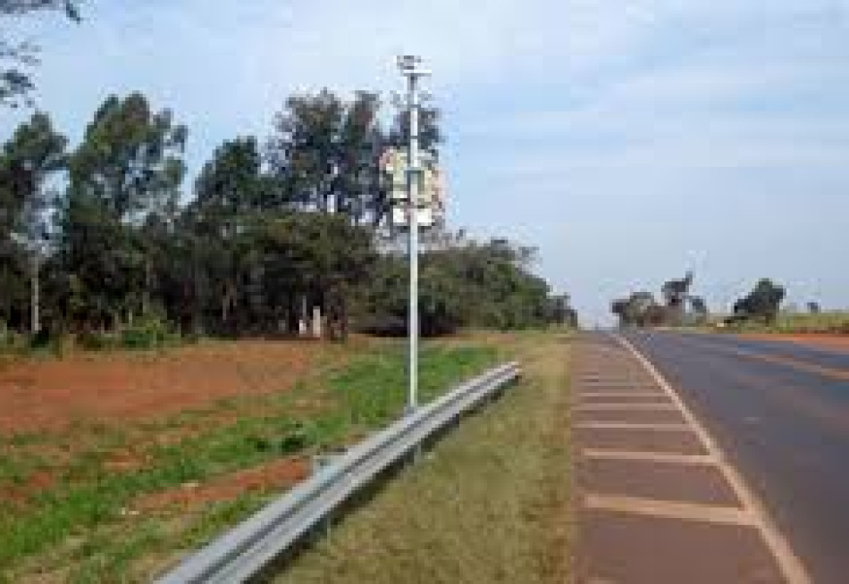 Rodovias do Centro-Oeste de Minas Gerais vão ganhar 66 novos radares de segurança